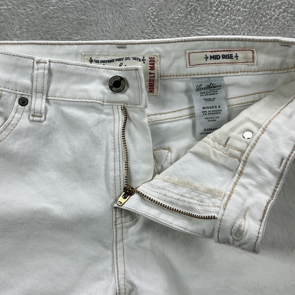 Levis Mid Rise Cropped Jeans Size 8 White Denim Non Distressed - Picture 3 of 10